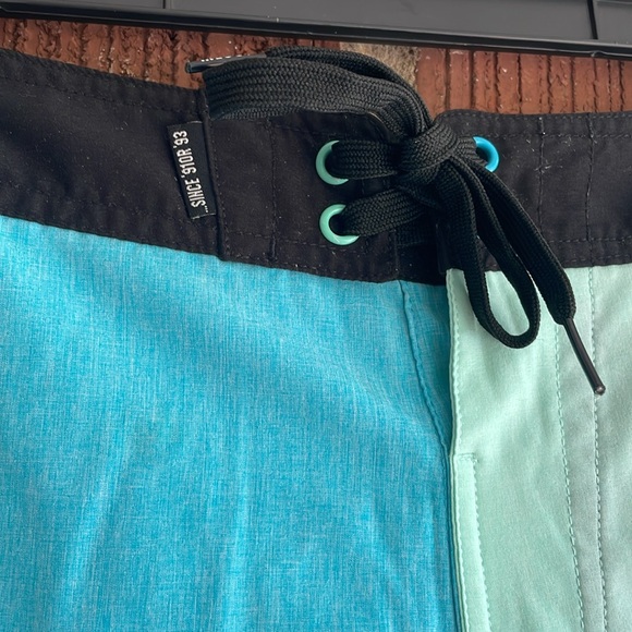 Lost Enterprises Boardshorts - Picture 4 of 8